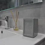 Old House Gæstehus *