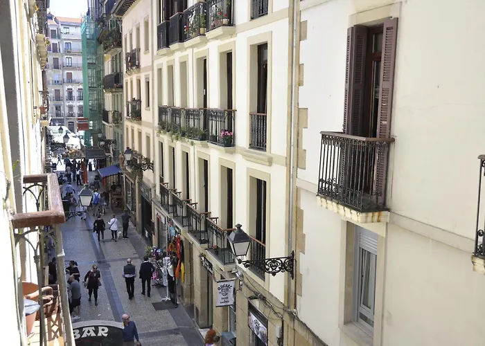 ゲストハウス ペンシオン オールド シティ ハウス *